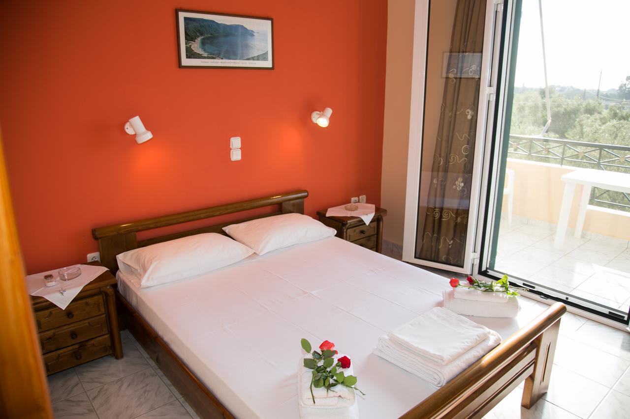 Almyros Studios & Apartments Kounopetra Екстериор снимка